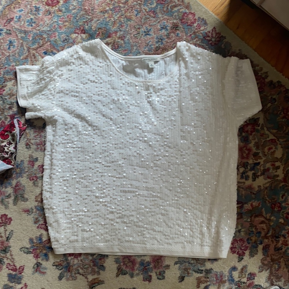 Banana republic white sparkling t shirt